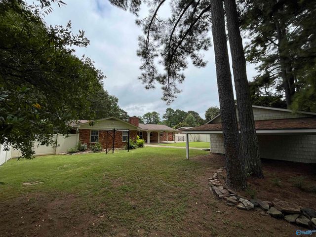 2307 Brookwood Drive SE, Decatur, AL 35601