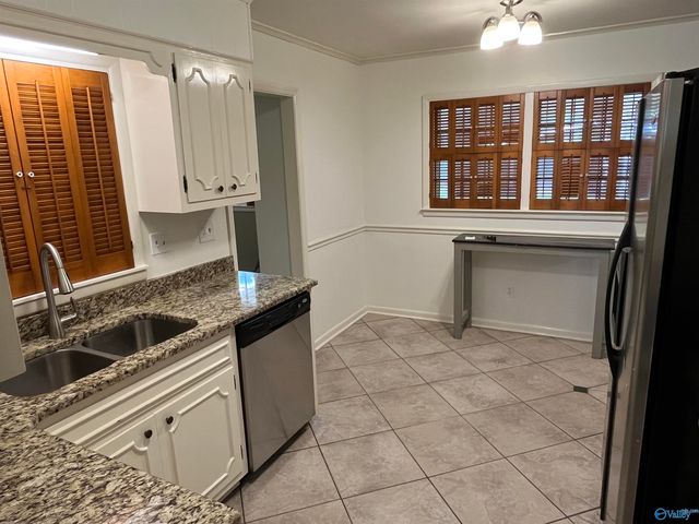 2307 Brookwood Drive SE, Decatur, AL 35601
