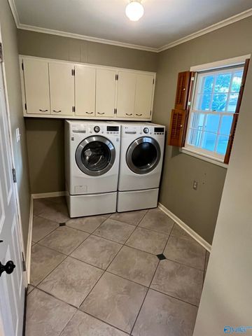 2307 Brookwood Drive SE, Decatur, AL 35601
