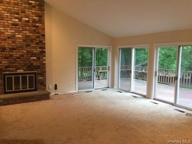 116 Meadow Road, Briarcliff Manor, NY 10510