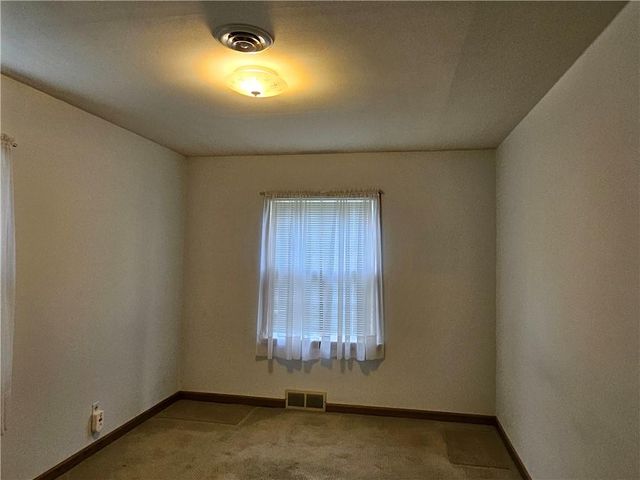 10416 E 28th Terrace S, Independence, MO 64052
