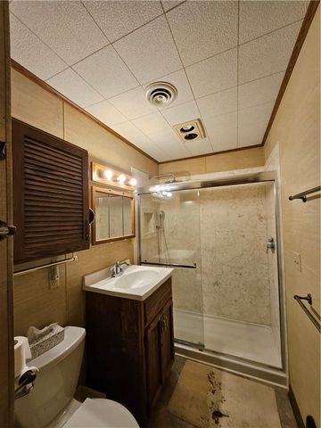 10416 E 28th Terrace S, Independence, MO 64052