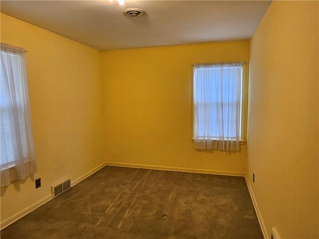10416 E 28th Terrace S, Independence, MO 64052