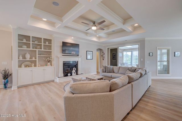 8560 Oak Abbey Trail NE, Leland, NC 28451