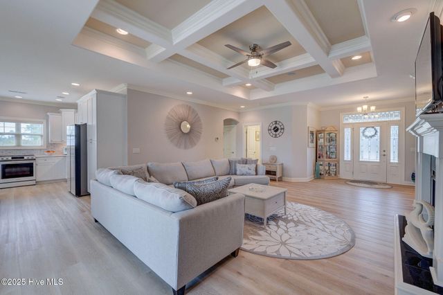 8560 Oak Abbey Trail NE, Leland, NC 28451