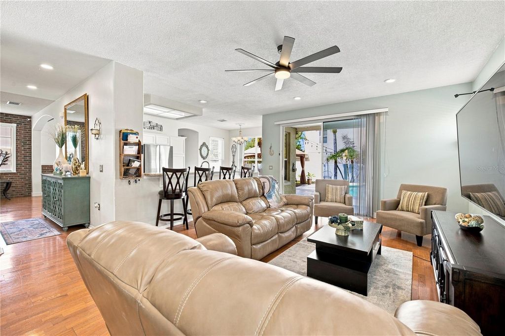 Image 13 of property listing at 14918 CRANES NEST COURT, Orlando, FL 32824