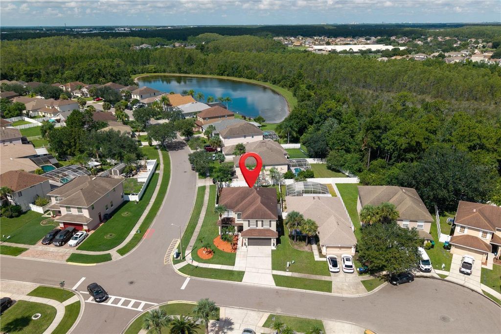 Image 19 of property listing at 14918 CRANES NEST COURT, Orlando, FL 32824
