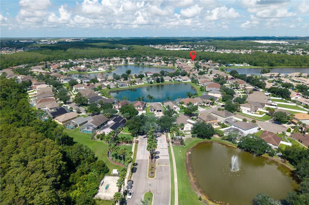 Image 22 of property listing at 14918 CRANES NEST COURT, Orlando, FL 32824