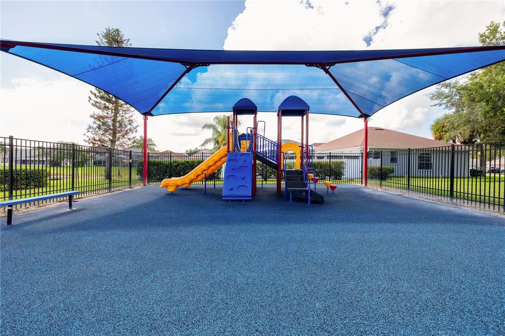 Image 27 of property listing at 14918 CRANES NEST COURT, Orlando, FL 32824
