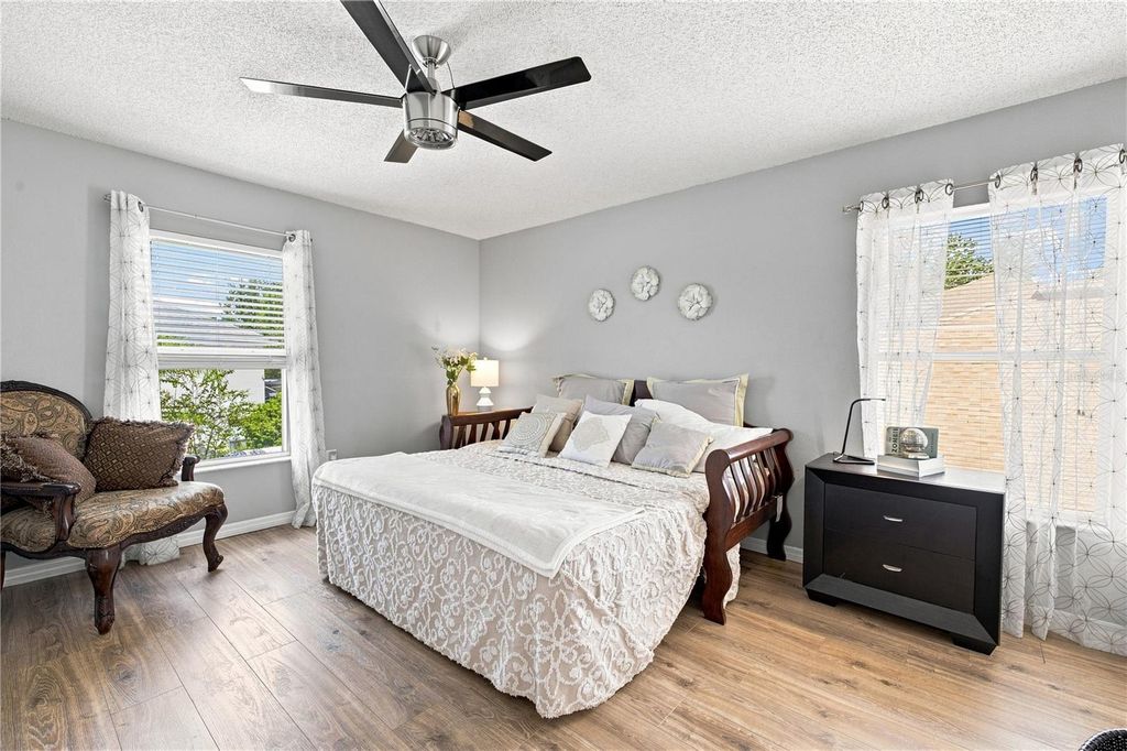 Image 40 of property listing at 14918 CRANES NEST COURT, Orlando, FL 32824