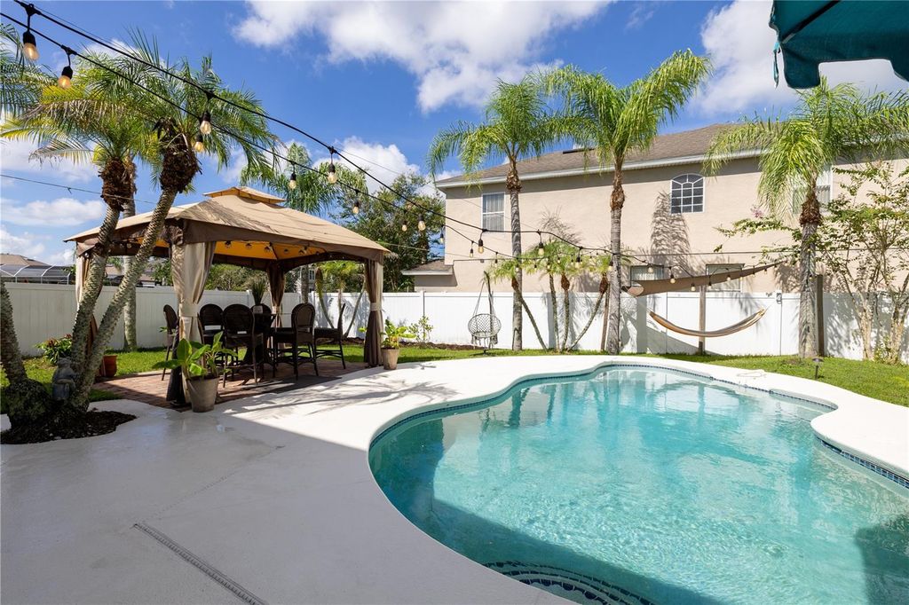 Image 49 of property listing at 14918 CRANES NEST COURT, Orlando, FL 32824