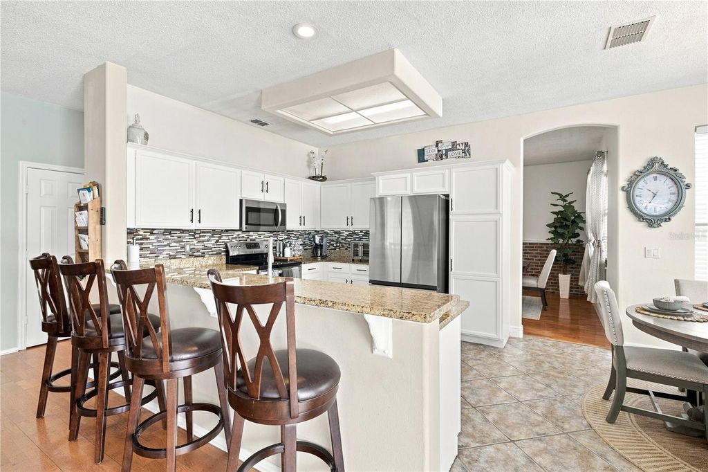 Image 9 of property listing at 14918 CRANES NEST COURT, Orlando, FL 32824