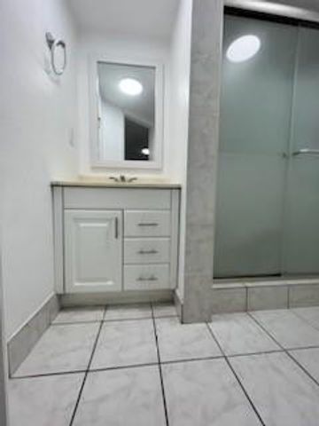 7925 Fairview Drive 101, Tamarac, FL 33321