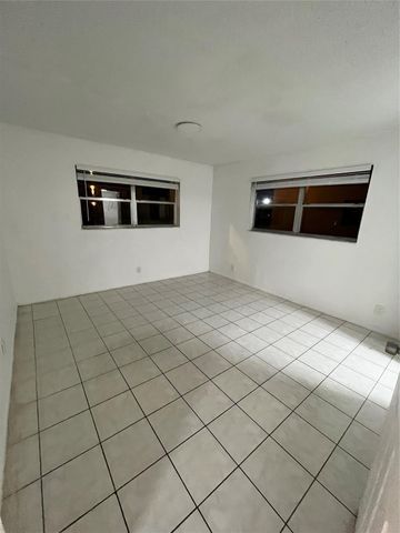 7925 Fairview Drive 101, Tamarac, FL 33321