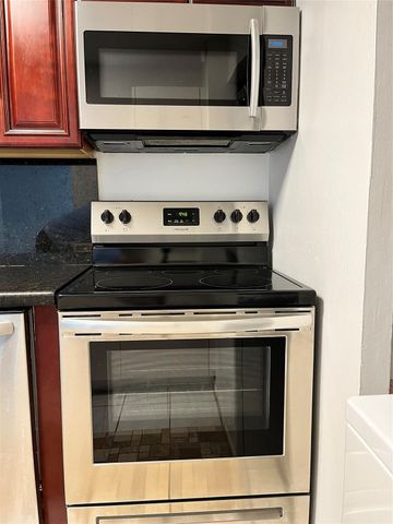 7925 Fairview Drive 101, Tamarac, FL 33321