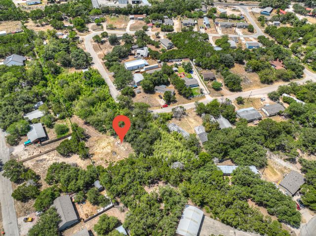 355 E Clark ST, Canyon Lake, TX 78133