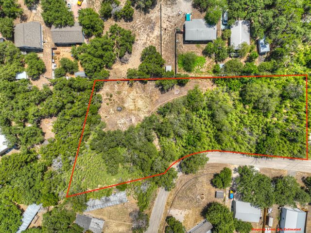 355 E Clark ST, Canyon Lake, TX 78133