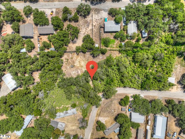 355 E Clark ST, Canyon Lake, TX 78133