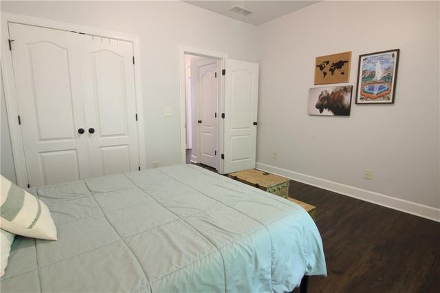 1238 Fairwinds Drive, Loganville, GA 30052