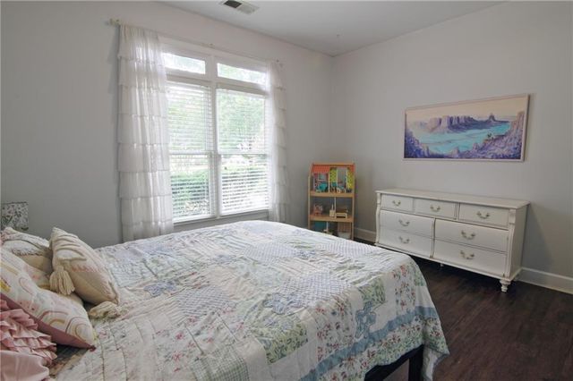 1238 Fairwinds Drive, Loganville, GA 30052