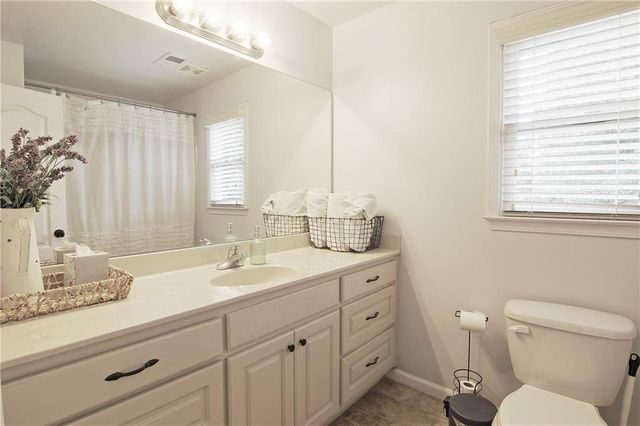 1238 Fairwinds Drive, Loganville, GA 30052