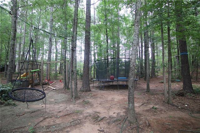 1238 Fairwinds Drive, Loganville, GA 30052