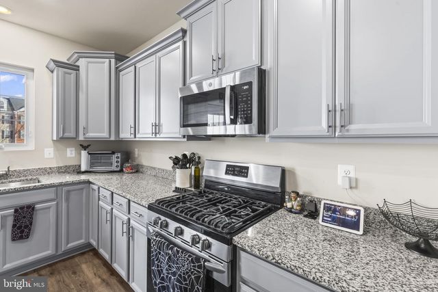 8341 DAYDREAM CRES, Pasadena, MD 21122