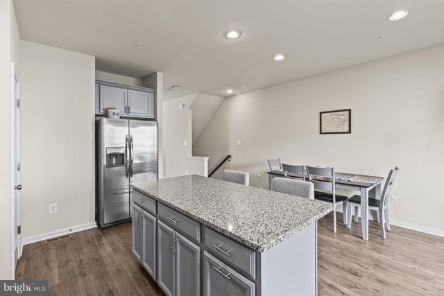 8341 DAYDREAM CRES, Pasadena, MD 21122