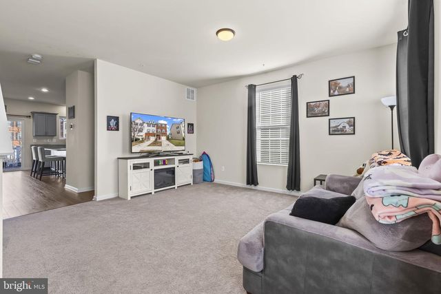 8341 DAYDREAM CRES, Pasadena, MD 21122