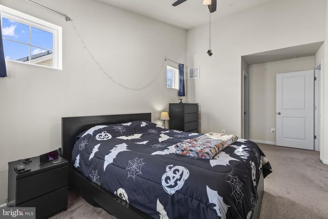 8341 DAYDREAM CRES, Pasadena, MD 21122