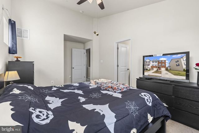 8341 DAYDREAM CRES, Pasadena, MD 21122