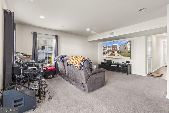 8341 DAYDREAM CRES, Pasadena, MD 21122