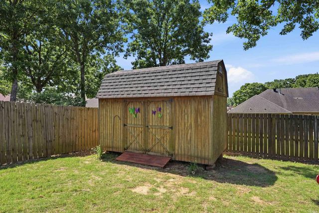 209 Pumice Dr., Sherwood, AR 72120