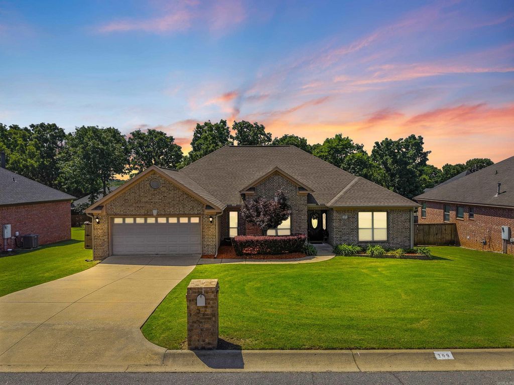209 Pumice Dr., Sherwood, AR 72120
