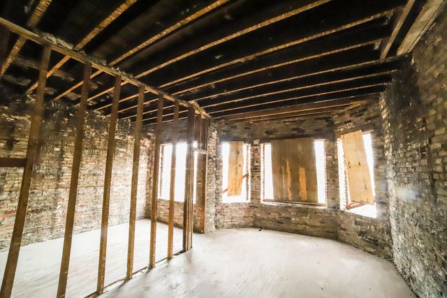 1222 S Central Park Avenue, Chicago, IL 60623