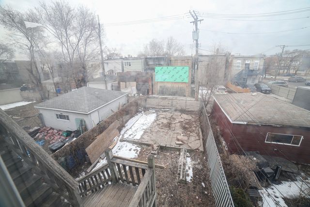 1222 S Central Park Avenue, Chicago, IL 60623