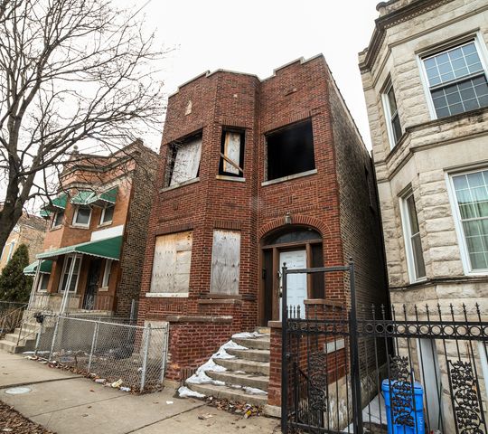 1222 S Central Park Avenue, Chicago, IL 60623