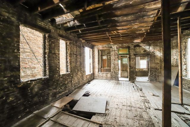 1222 S Central Park Avenue, Chicago, IL 60623