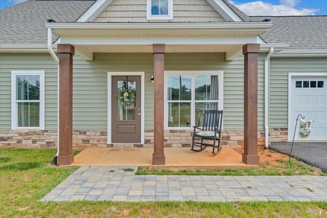 1581 Burnt Chimney RD, Wirtz, VA 24184