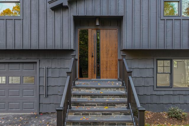 115 Mayfair Road, Fairfield, CT 06824