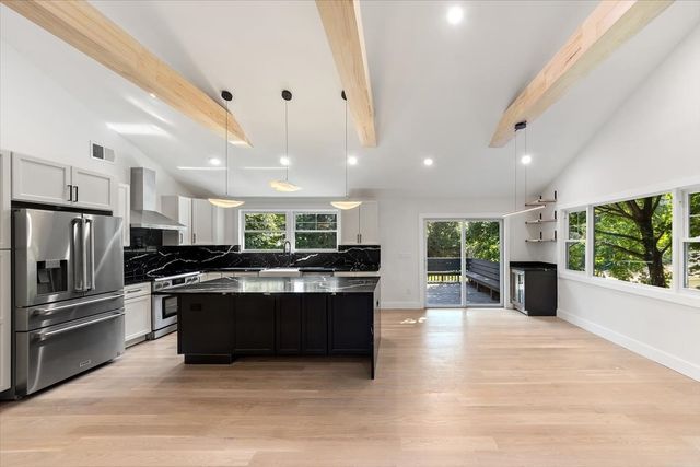 115 Mayfair Road, Fairfield, CT 06824