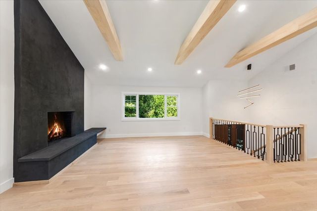 115 Mayfair Road, Fairfield, CT 06824