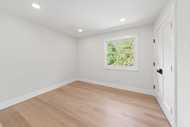 115 Mayfair Road, Fairfield, CT 06824