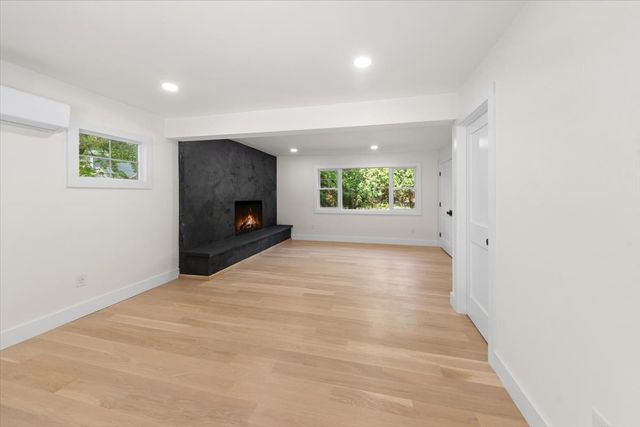 115 Mayfair Road, Fairfield, CT 06824