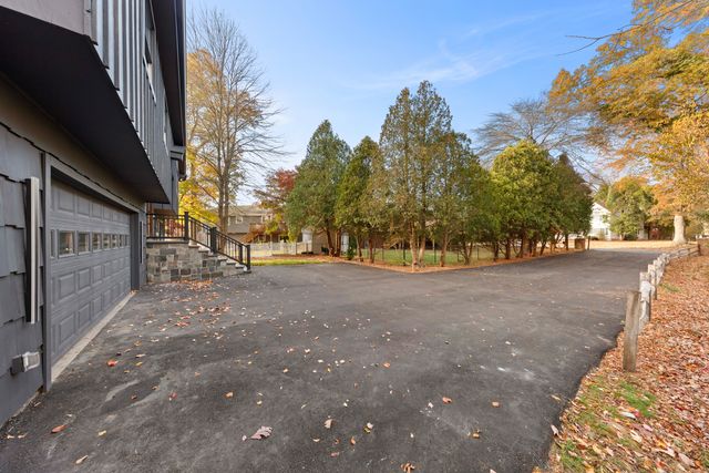 115 Mayfair Road, Fairfield, CT 06824