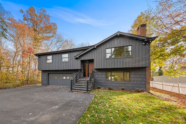 115 Mayfair Road, Fairfield, CT 06824