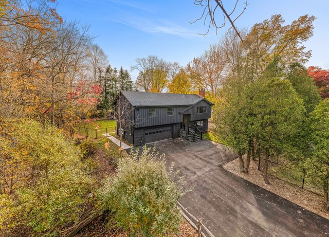 115 Mayfair Road, Fairfield, CT 06824