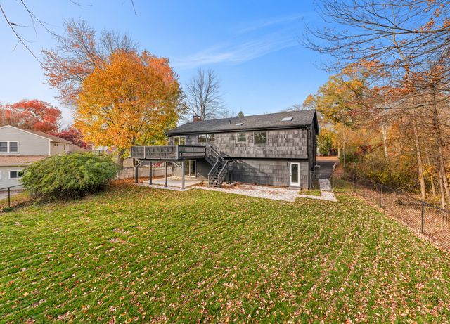 115 Mayfair Road, Fairfield, CT 06824