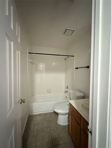 2017 Birch Bend, Mesquite, TX 75181