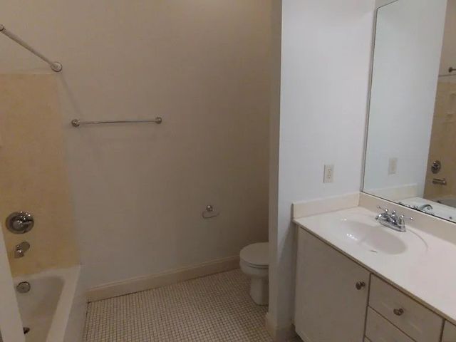 760 Wedgewood Park Apt 103, Nashville, TN 37203